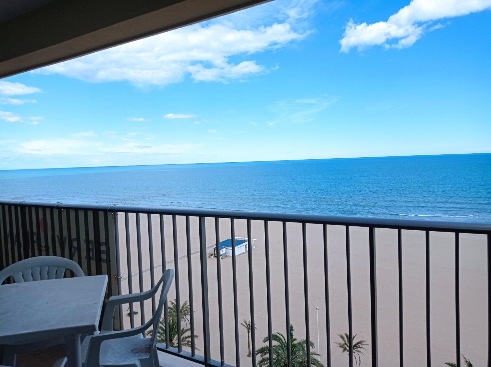 Apartamentos Infante Primera Linea - Solo Familias Serviplaya Playa de Gandia Room photo